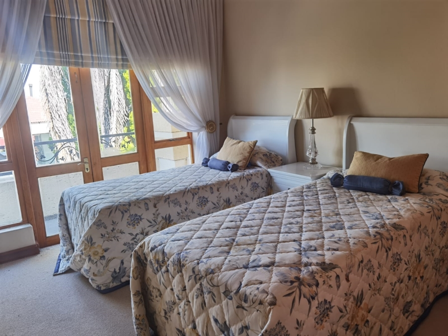 3 Bedroom Property for Sale in Kosmos Ridge North West